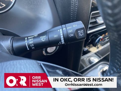 Used 2023 Nissan Armada SV image 29