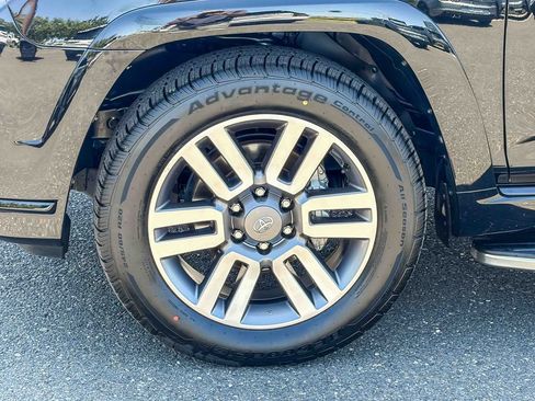 Used 2022 Toyota 4Runner TRD Sport w/ Technology Package RWD image 12