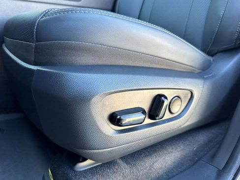 Used 2025 Lexus GX 550 image 14