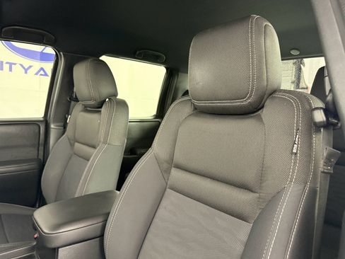 Used 2023 Nissan Frontier SV w/ Midnight Edition Package image 23