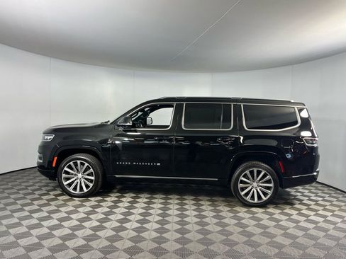 Certified 2022 Jeep Grand Wagoneer Series II w/ Convenience Group III image 8