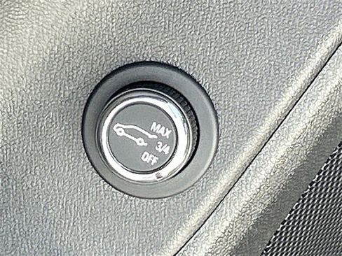 Used 2024 Chevrolet Blazer LT w/ Convenience Package image 20