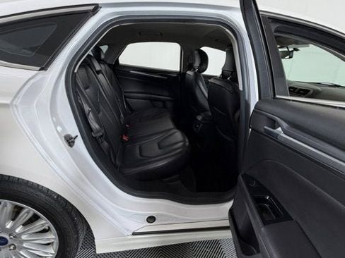 Used 2013 Ford Fusion Energi Titanium image 6