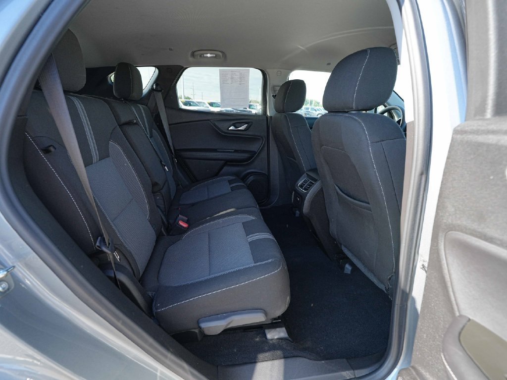 Used 2025 Chevrolet Blazer LT AWD/4WD image 25