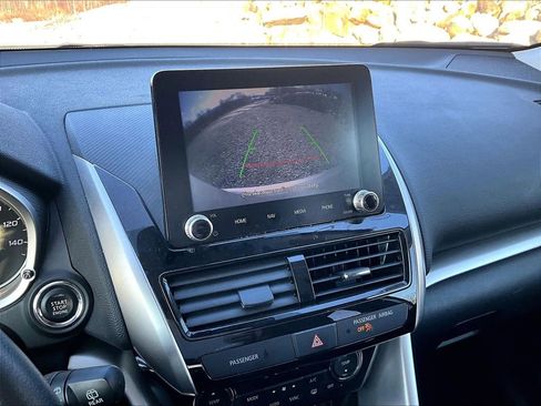 Used 2023 Mitsubishi Eclipse Cross SE image 19