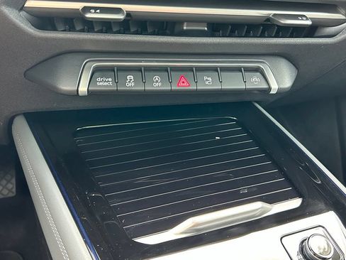 New 2026 Audi Q3 quattro 2.0T AWD/4WD image 35