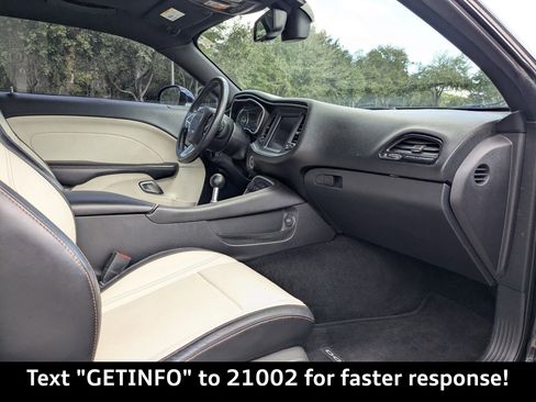 Used 2015 Dodge Challenger R/T Plus image 15