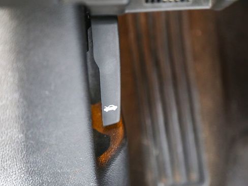 Used 2015 Chevrolet Impala LTZ image 45