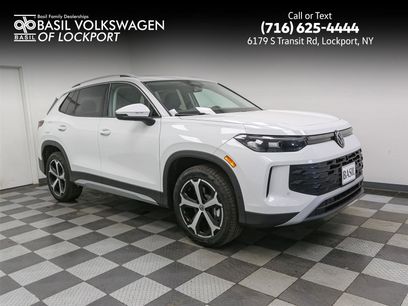 New 2025 Volkswagen Tiguan SE