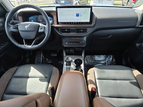 Certified 2025 Ford Bronco Sport Outer Banks w/ Outer Banks Tech Package+ AWD/4WD image 14