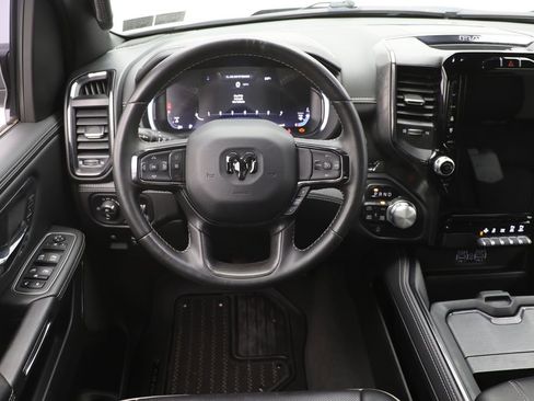 Used 2023 RAM 1500 Limited w/ Body Color Bumper Group AWD/4WD image 17