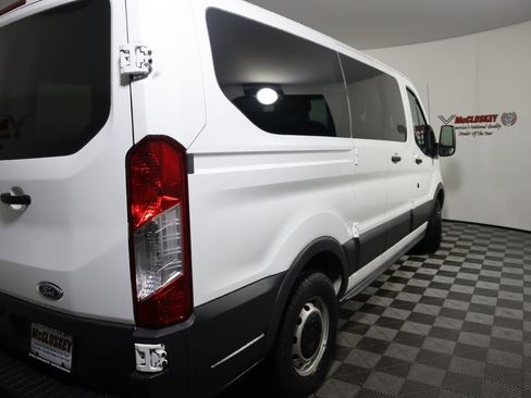 Used 2016 Ford Transit 150 XL image 10