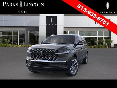 New 2026 Lincoln Navigator L Reserve AWD/4WD image 2
