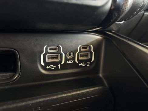 Used 2022 RAM 2500 Limited image 31