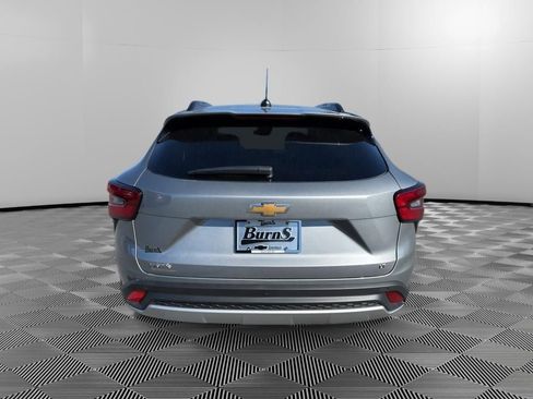 New 2026 Chevrolet Trax LT w/ Driver Confidence Package image 6