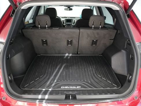 Used 2019 Chevrolet Equinox LT image 9