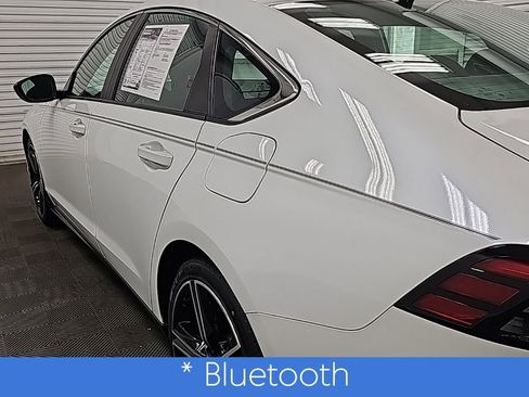 Used 2023 Honda Accord Sport image 7