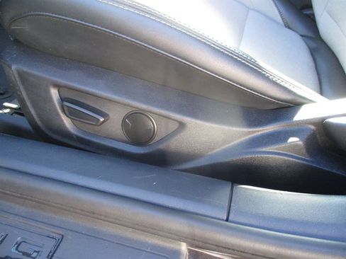 Used 2024 Ford Mustang EcoBoost image 8