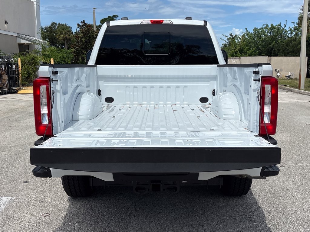 New 2026 Ford F250 XL w/ STX Appearance Package AWD/4WD image 9