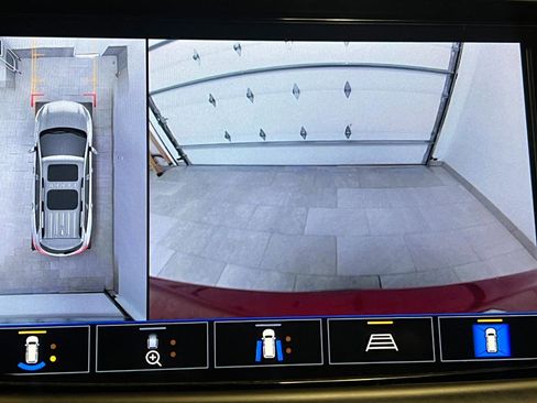 Used 2024 Buick Enclave Premium image 55