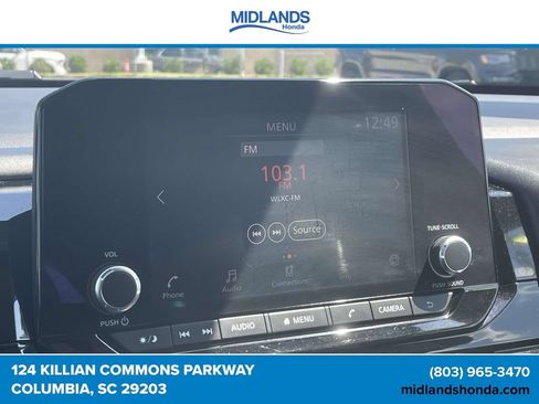 Used 2024 Nissan Pathfinder SV AWD/4WD image 25