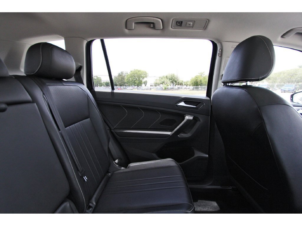 Used 2022 Volkswagen Tiguan SE AWD/4WD image 14