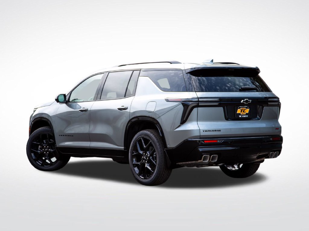 New 2026 Chevrolet Traverse RS w/ LPO, Floor Liner Package FWD image 7