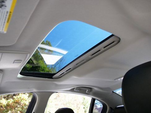 Used 2017 Chevrolet SS image 54