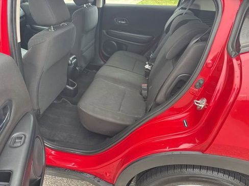 Used 2017 Honda HR-V LX image 13