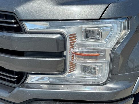 Used 2020 Ford F150 Lariat w/ Equipment Group 502A Luxury AWD/4WD image 10
