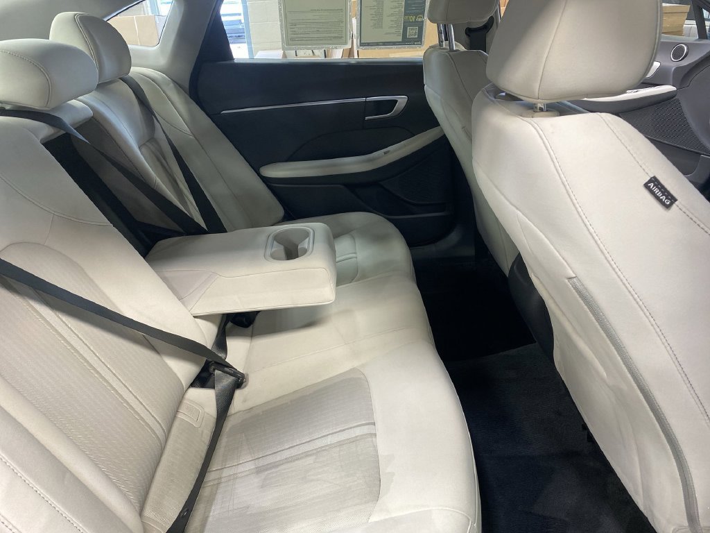 Used 2025 Hyundai Sonata SEL FWD image 35