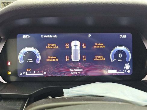 Used 2023 Jeep Grand Cherokee Altitude image 18