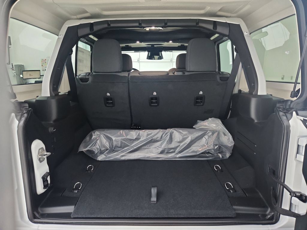 New 2026 Jeep Wrangler Unlimited Sport AWD/4WD image 31