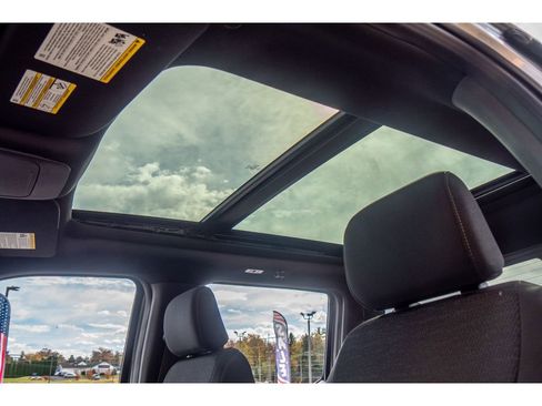 Used 2022 Ford F150 XLT w/ Equipment Group 302A High image 11