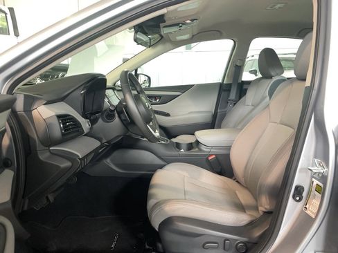 Used 2025 Subaru Legacy Premium AWD/4WD image 6