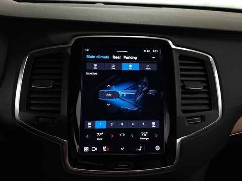 Certified 2023 Volvo XC90 B6 Core w/ Protection Package Premier image 33