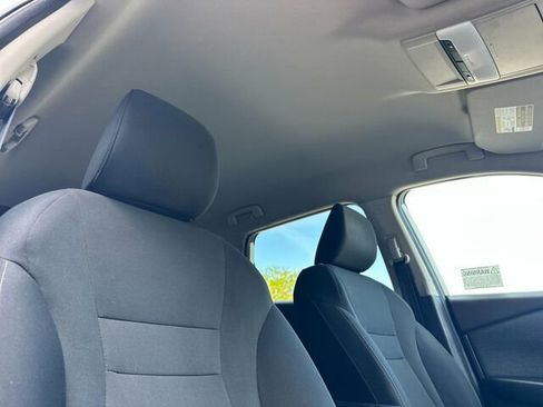 Used 2023 Nissan Rogue S image 20