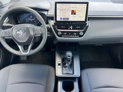 New 2026 Toyota Corolla Cross LE image 4