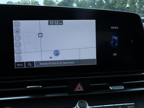 New 2025 Hyundai Elantra SEL image 3