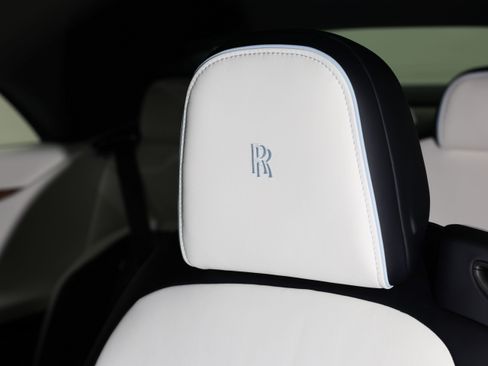 New 2026 Rolls-Royce Spectre image 39