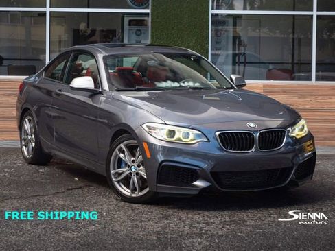 Used 2015 BMW M235i Coupe image 3