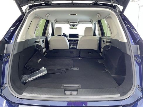 Certified 2024 Nissan Rogue SL image 16