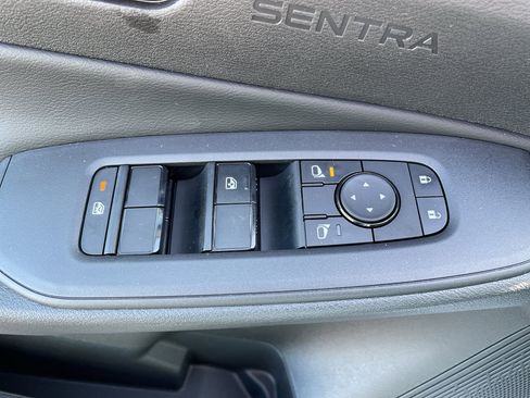 New 2026 Nissan Sentra SV image 9