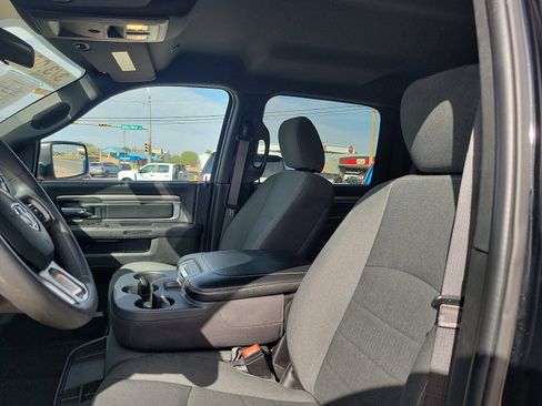 Used 2024 RAM 1500 Classic Warlock AWD/4WD image 15