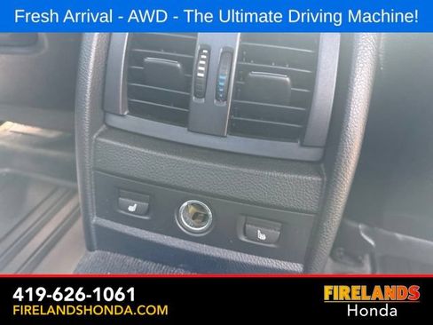 Used 2015 BMW 335i xDrive Sedan AWD/4WD image 25