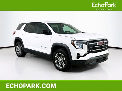 Used 2025 GMC Terrain Elevation image 1