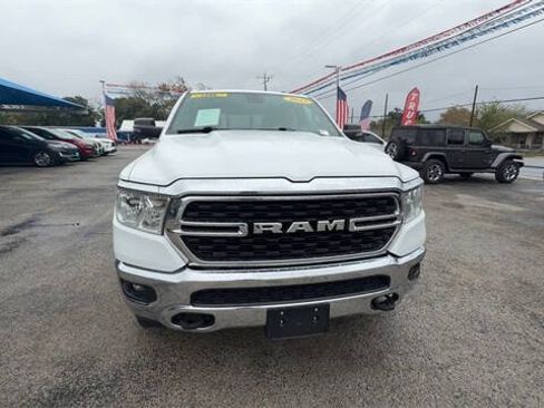 Used 2023 RAM 1500 Big Horn AWD/4WD image 3