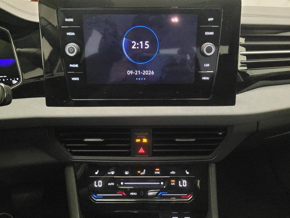 Used 2025 Volkswagen Jetta SE FWD image 25