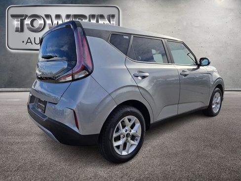 Certified 2024 Kia Soul LX w/ Option Group 015 image 5