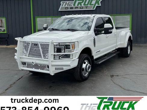 Used 2022 Ford F350 Lariat w/ Lariat Ultimate Package image 1